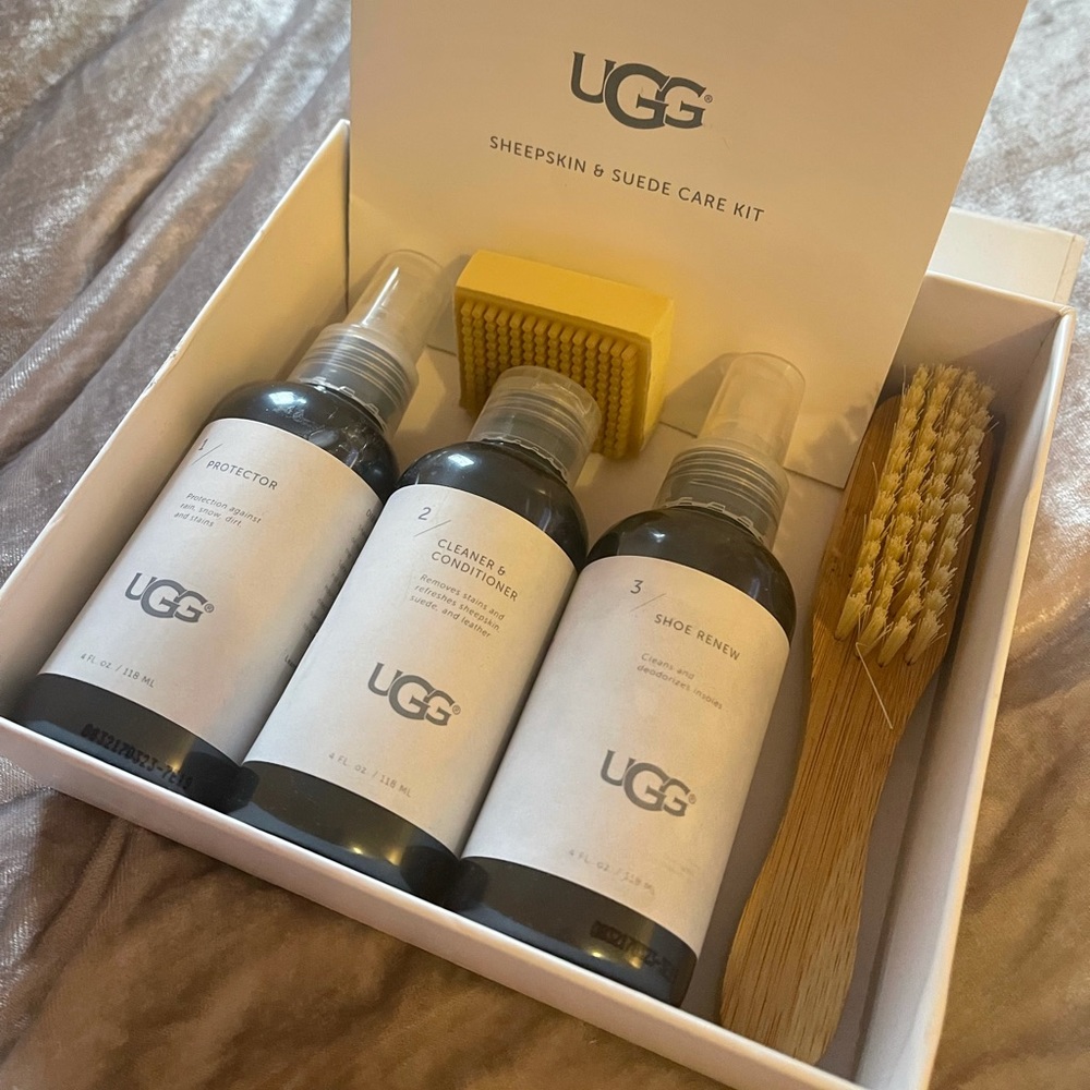 UGG Sheepskin and Suede Care Kit